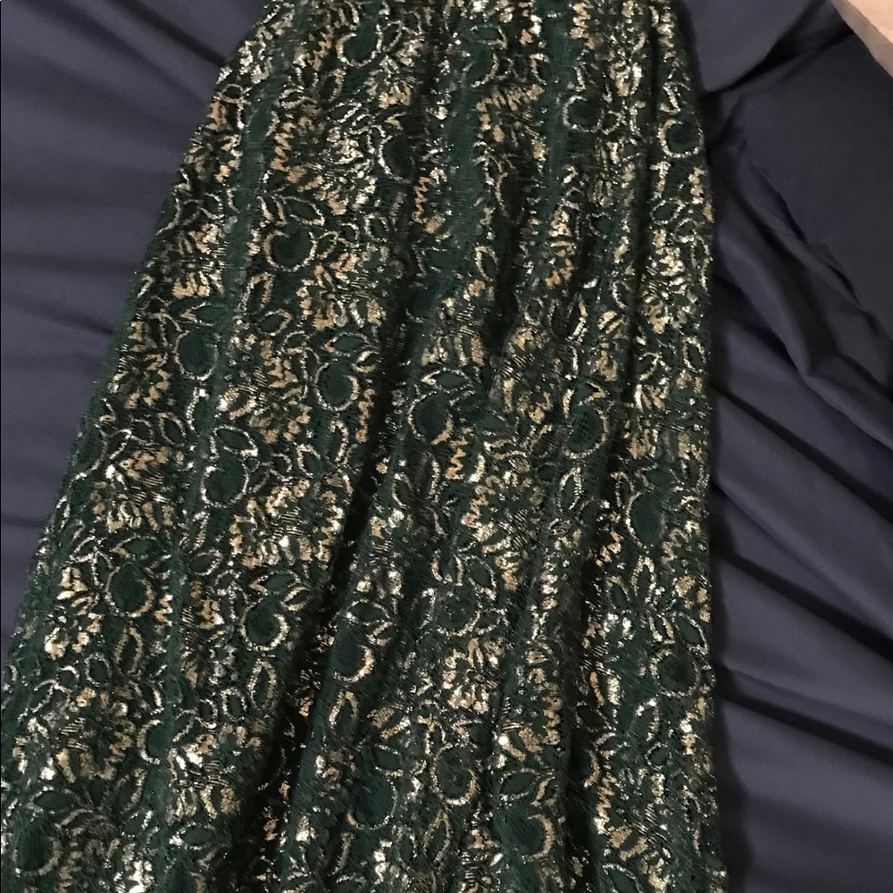 Large Elegant Lucy